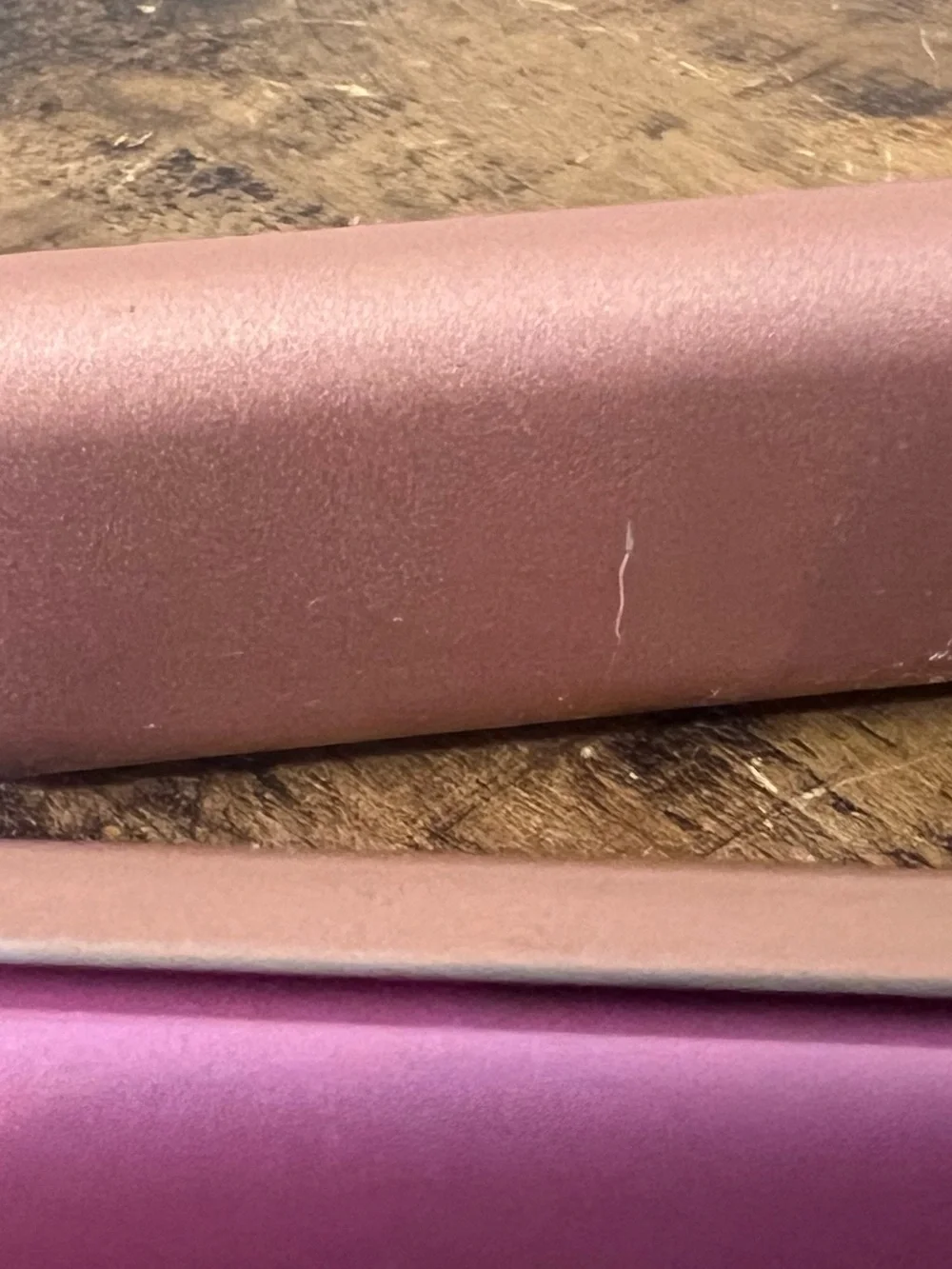 CHI Vibes On the Edge Hairstyling Iron with curved ceramic plates and a past